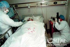 澳门金沙赌场_澳门金沙网址_澳门金沙网站_在为遗体穿衣入棺后